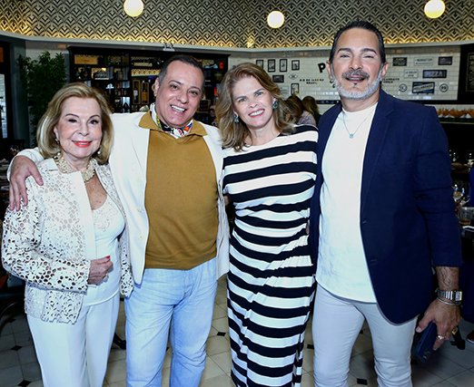 Rachel Gusmão, Vinicius Fernandes, Veronica Parente e Romulo Almagro