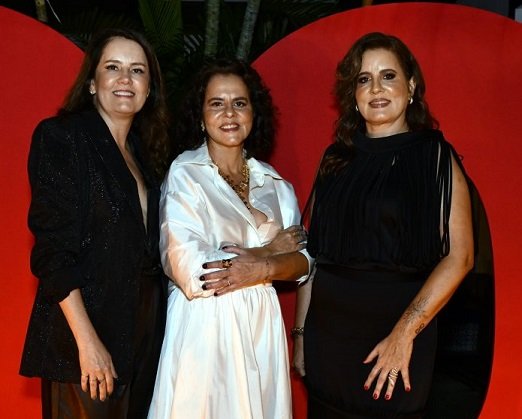 Viviane Spinelli, Adriana Dutra e Claudia Dutra
