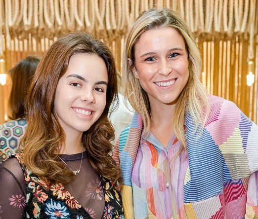 Vitoria Monteiro de Carvalho e Chloé Trussardi Vinson