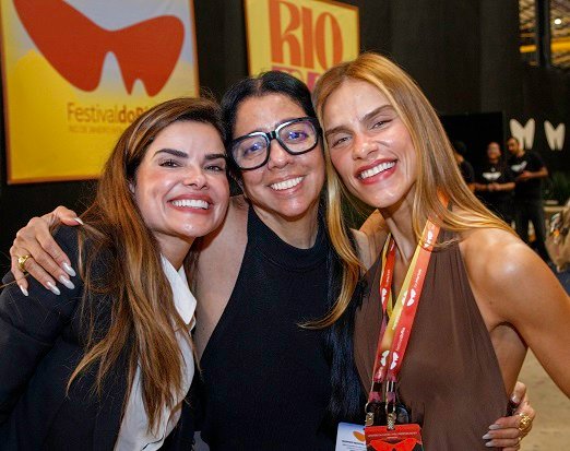 Vanessa Giacomo, Walkiria Barbosa e Isabelle Nassar